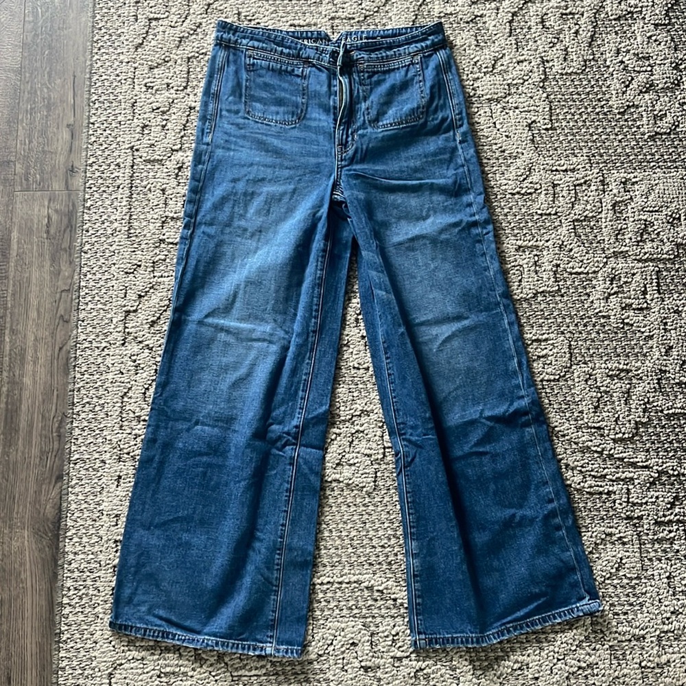 American Eagle Flared/Wide leg Jeans